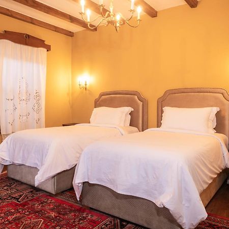 Vila Ebel Hotel Pool & Spa Korce Luaran gambar