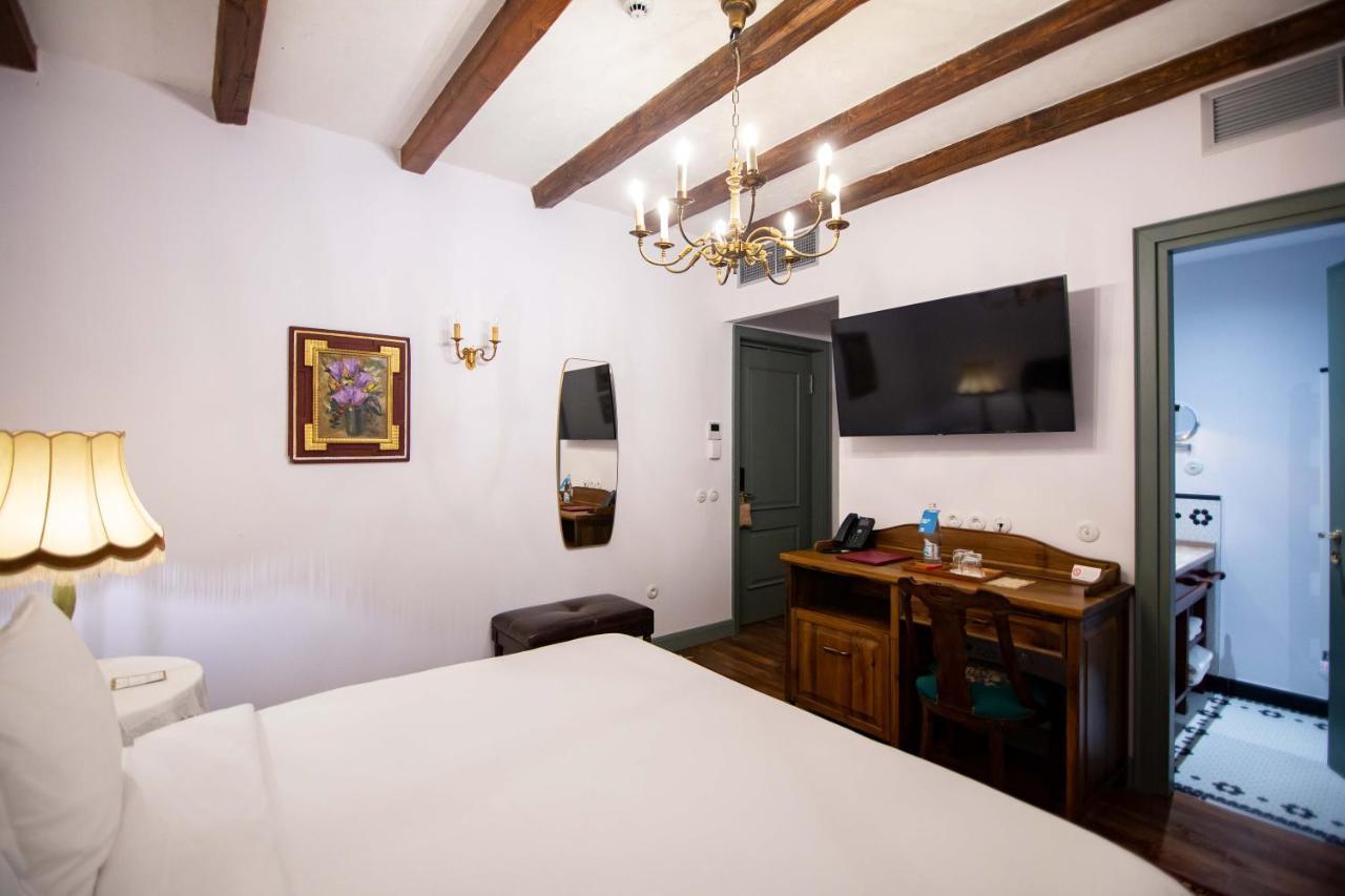 Vila Ebel Hotel Pool & Spa Korce Luaran gambar