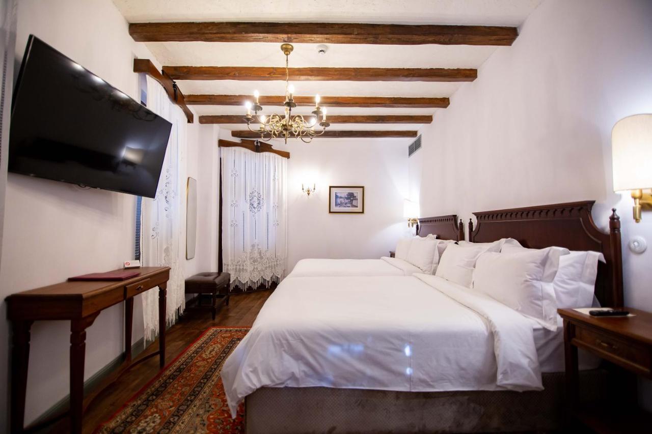 Vila Ebel Hotel Pool & Spa Korce Luaran gambar